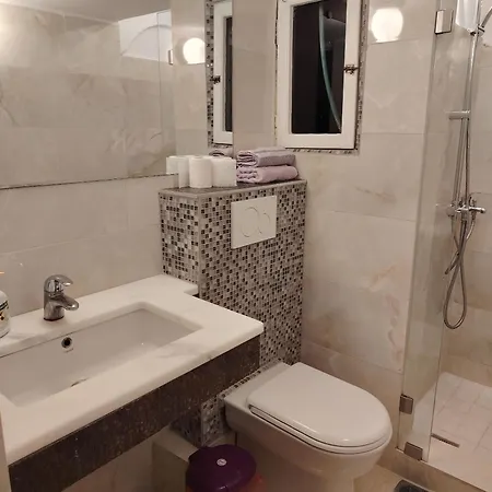 Apartment Cosy Open Large By Galerious Parace Yr11 *