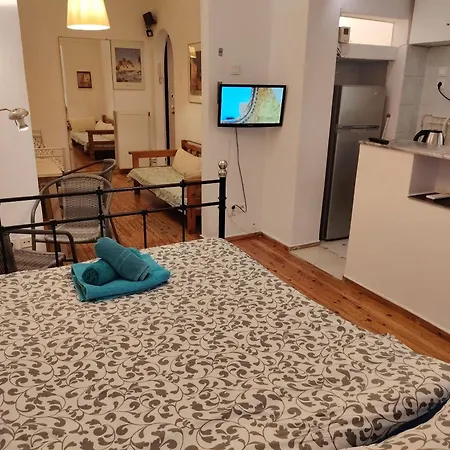 Cosy Open Large By Galerious Parace Yr11 * Thessaloniki
