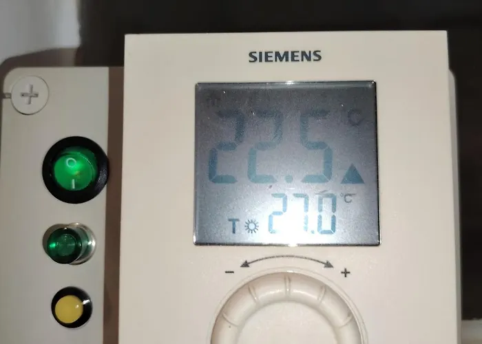 Cosy Open Large By Galerious Parace Yr11 塞萨洛尼基