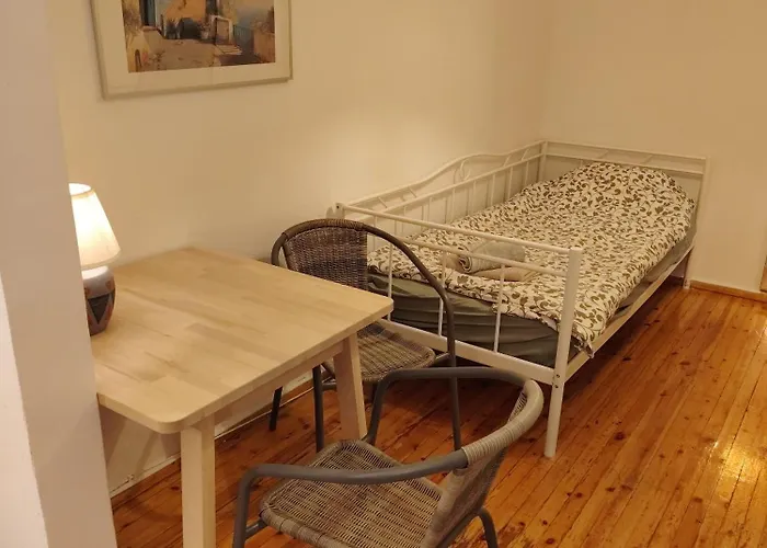 Cosy Open Large By Galerious Parace Yr11 *